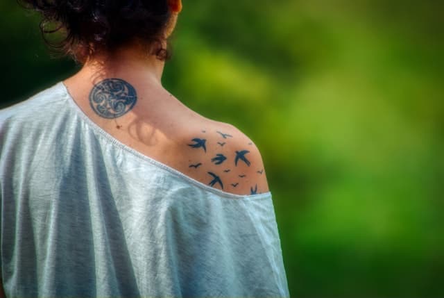 43 Color Tattoos On Dark Skin That Will Inspire Your Next Appointment  See  Photos  Allure